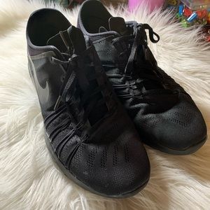 NIKE free runs black